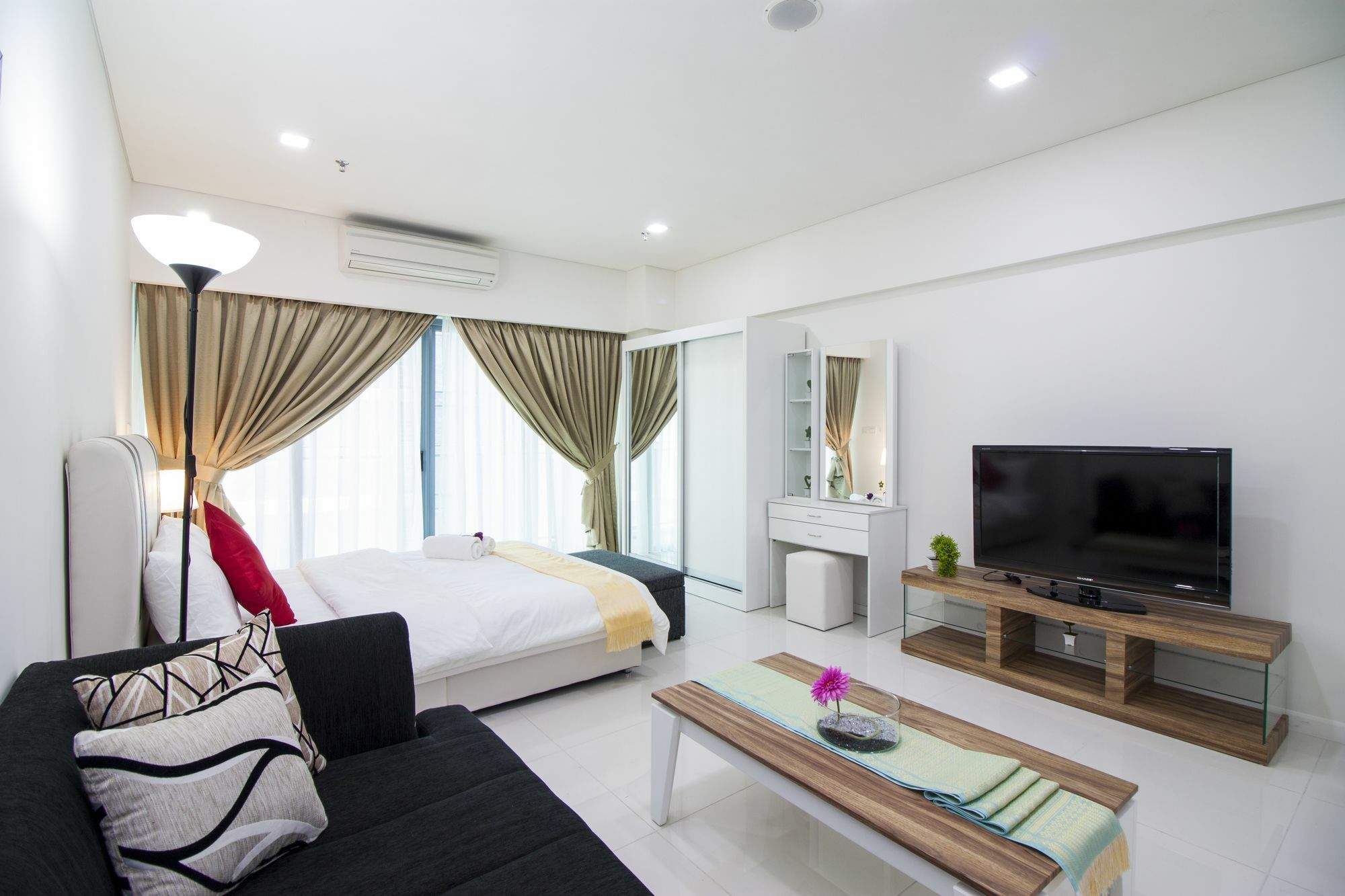 Summer Suites By Plush Kuala Lumpur Bagian luar foto