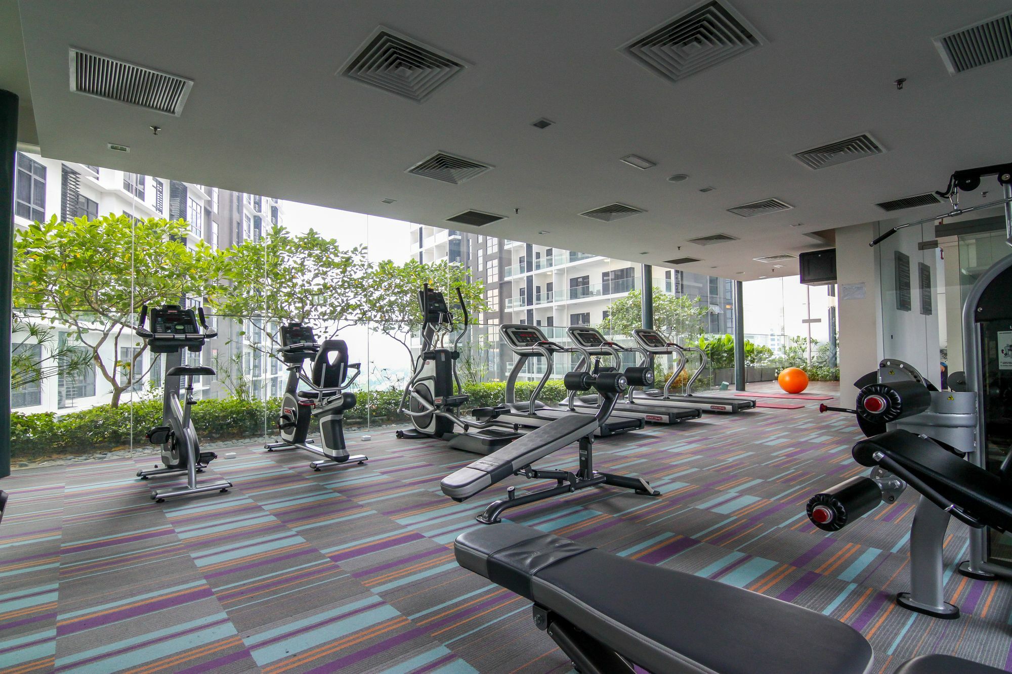 Summer Suites By Plush Kuala Lumpur Bagian luar foto