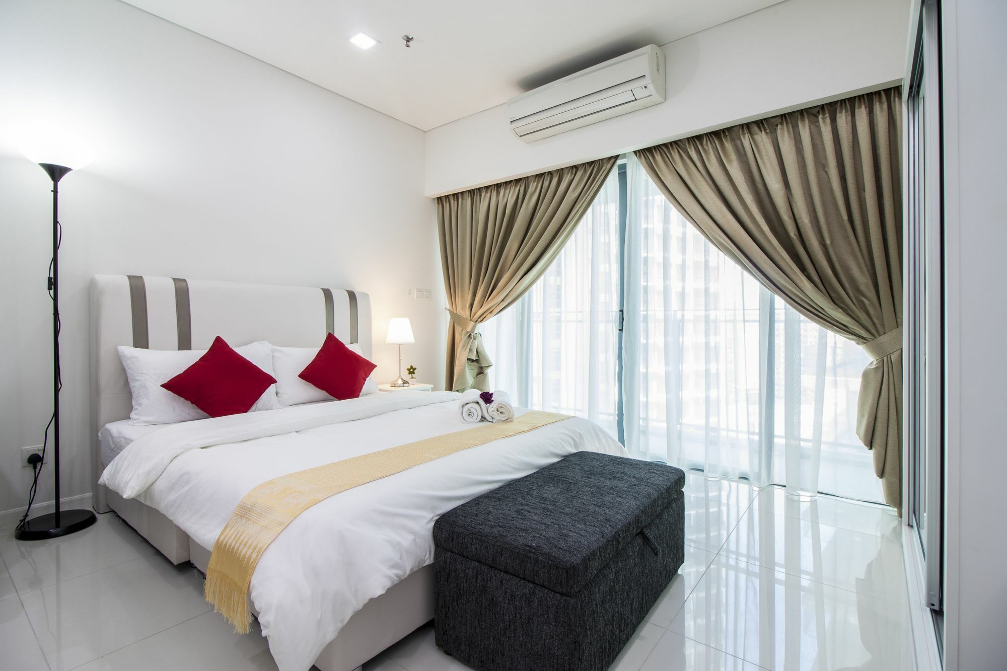 Summer Suites By Plush Kuala Lumpur Bagian luar foto